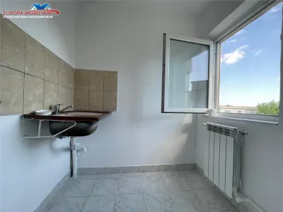 Garsoniera de vanzare zona Dallas Tulcea - foto 3