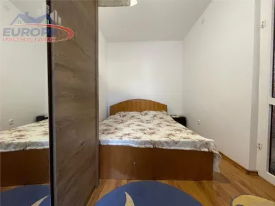 Apartament cu 3 camere modificat in 2 camere de vanzare zona 23 August-Tulcea - foto 4