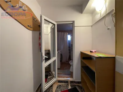 Apartament cu 3 camere modificat in 2 camere de vanzare zona 23 August-Tulcea - foto 9