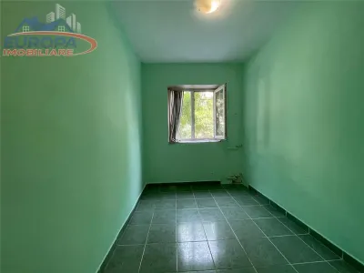 Garsoniera de vanzare zona Vest-Tulcea - foto 4