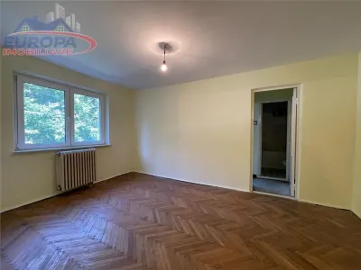 Apartament cu 2 camere de vanzare zona 23 August-Tulcea - Tulcea