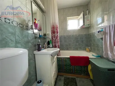 Apartament 3 camere de vanzare zona centrala Tulcea - foto 11