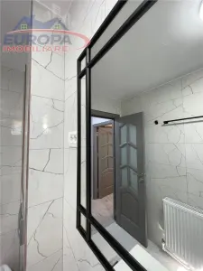 Apartament cu 2 camere de inchiriat zona centrala Tulcea - foto 11