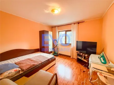 Apartament 3 camere, decomandat, etaj 1, de vanzare in zona Nicolina 2 - foto 12