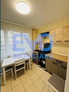 APARTAMENT DE INCHIRIAT CU 2 CAMERE, PIATA UNIRII - foto 3