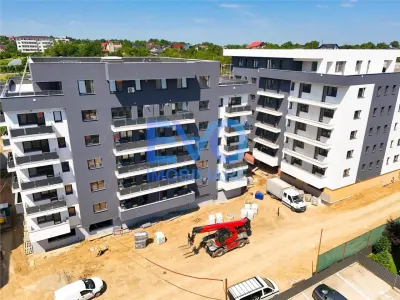 Apartament cu 3 camere, 2 bai, 2 balcoane, lift, bloc nou, zona Galata - foto 15
