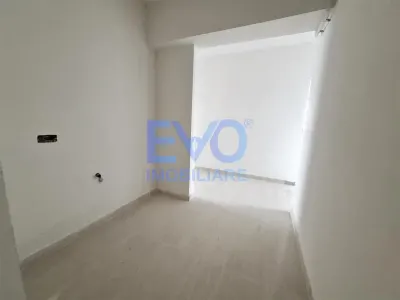 Apartament cu 3 camere, 2 bai, 2 balcoane, lift, bloc nou, zona Galata - foto 22