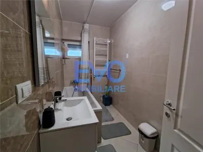 Apartament cu 2 camere, geam la baie, zona Tatarasi Aurel Vlaicu - foto 9