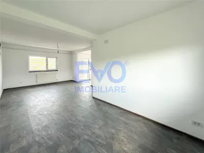 Apartament cu 2 camere, loc de parcare, geam la baie, zona Visan Iasi - foto 3