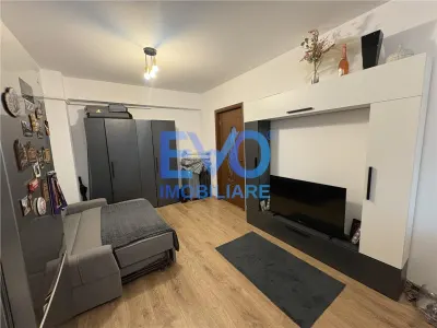 Apartament cu 2 camere de vanzare, loc de parcare, zona Bucium Iasi - foto 9