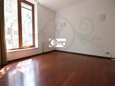 4 camere Capitale, pretabil birouri, locatie de exceptie! - foto 7
