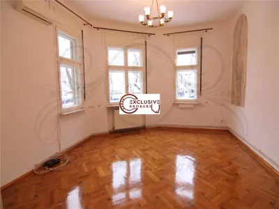 Apartament 5 camere Capitale, pozitie de exceptie!Birouri sau rezidenta! - foto 3