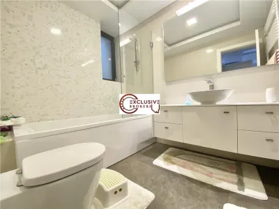 Luxury 4 rooms apartment|Charles de Gaulle| 2 parking | - foto 13
