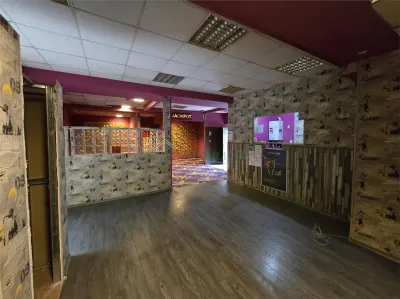 Vanzare spatiu comercial central - foto 13