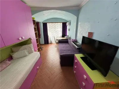 Apartament 3 camere, etaj 2, zona ultracentrala, renovat complet - foto 12