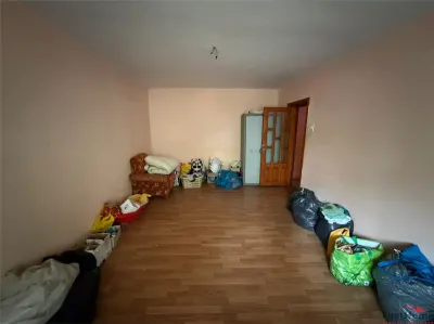 Apartament 4 camere, parter, zona centrala , 87mp utili - foto 2