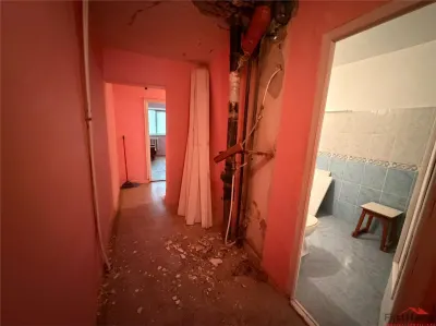 Apartament 4 camere, parter, zona centrala , 87mp utili - foto 11