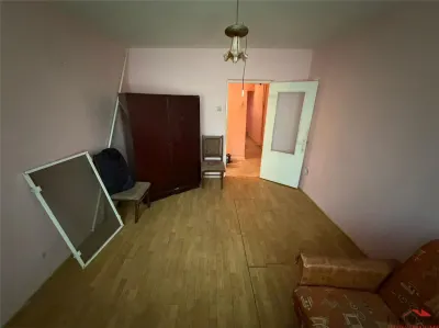 Apartament 4 camere, parter, zona centrala , 87mp utili - foto 6