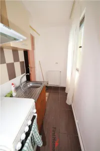 Garsoniera de vanzare in zona Penny Obor , etaj 3 (mansarda) - foto 7