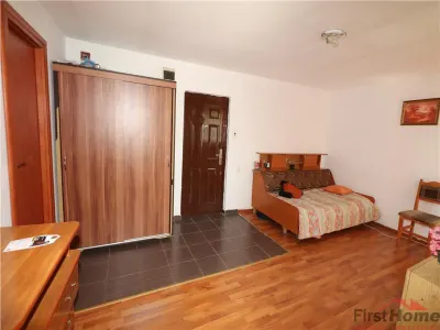 Garsoniera de vanzare in zona Penny Obor , etaj 3 (mansarda) - foto 8