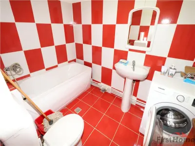 Garsoniera de vanzare in zona Penny Obor , etaj 3 (mansarda) - foto 9