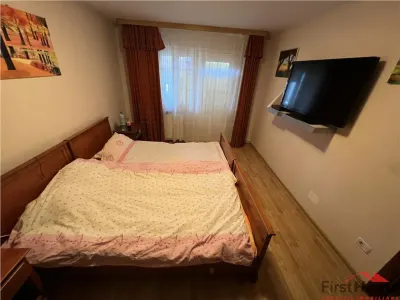 Apartament 4 camere, 100 mp, etaj 3, zona Longinescu - foto 8