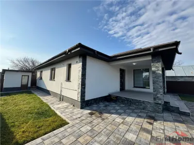 Casa de vanzare , mobilata si utilata complet, constructie noua - foto 2