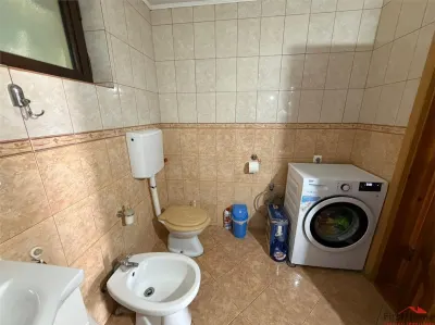 Casa P+M de vanzare in Odobesti 1.021mp teren - foto 11