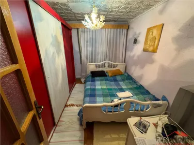 Apartament 3 camere de vanzare in Sud, etaj 3, CT, izolat - foto 5
