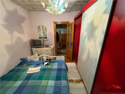 Apartament 3 camere de vanzare in Sud, etaj 3, CT, izolat - foto 6