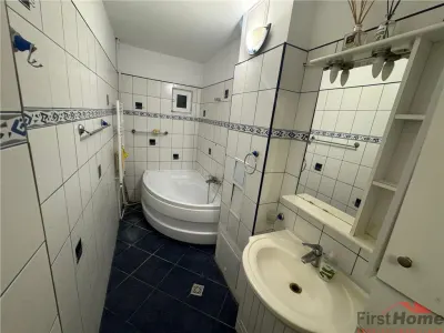 Apartament 3 camere, etaj 2, 75mp, zona Centrala , mobilat si utilat - foto 13