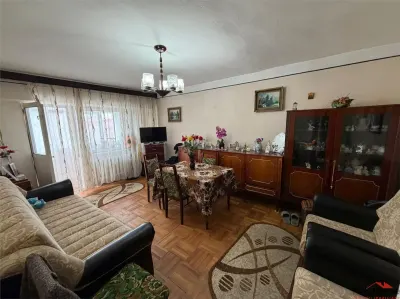 Apartament 2 camere , 59mp, etaj 3 /4 B-dul Garii - foto 3