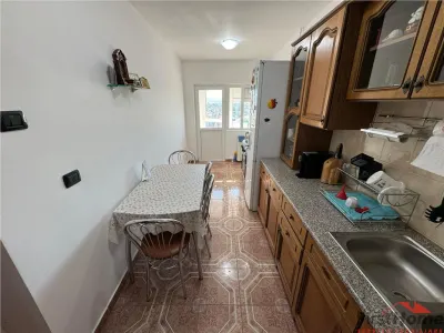 Apartament 3 camere, mobilat si utilat, ultracentral, etaj 9/10 - foto 2