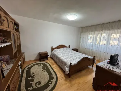 Apartament 3 camere, mobilat si utilat, ultracentral, etaj 9/10 - foto 7