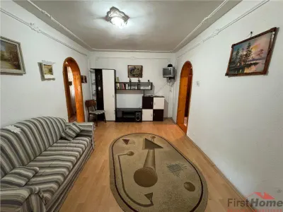 Apartament 4 camere, etaj 1, zona Sud - Paco, 61mp, CT, izolat, Pvc - foto 4