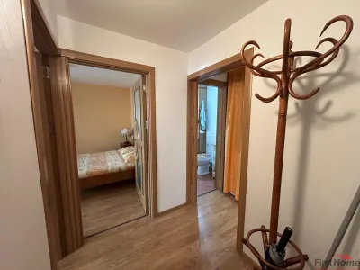 Apartament cu 3 camere de vanzare, zona Quattro. - foto 6