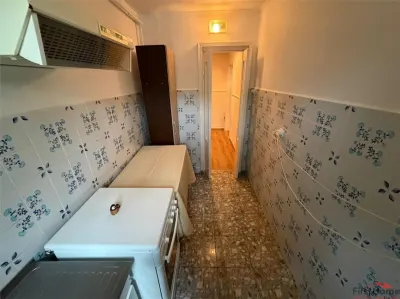 Apartament 2 camere, 45mp, zona Sud - mobilat - utilat - etaj 3 - foto 2