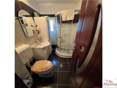 Apartament 3 camere, Piata Sud, etaj 3, renovat si mobilat complet - foto 11