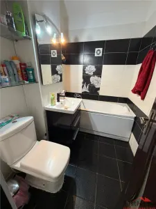 Apartament 3 camere, , Electrica - PNL, etaj 6 , mobilat si utilat - foto 12