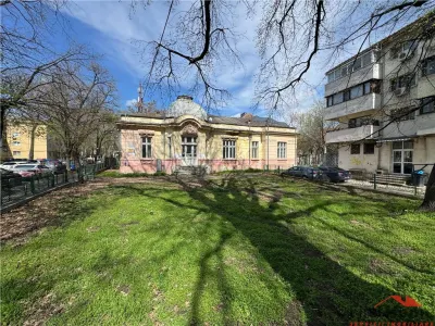 Teren 872 mp +cladire 328 mp, ULTRACENTRAL str Simion Barnutiu - Focsani