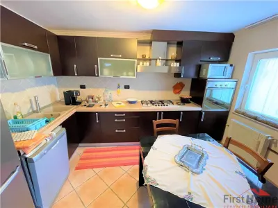 Apartament 4 camere, mobilat +utilat, CT, etaj 4, zona Primarie - foto 6