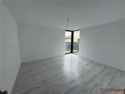 Casa P+M de vanzare in Campineanca (strada asfalata) - foto 12