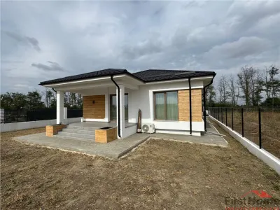 Casa de vanzare , in cartier nou Focsani Nord - Petresti - - foto 21