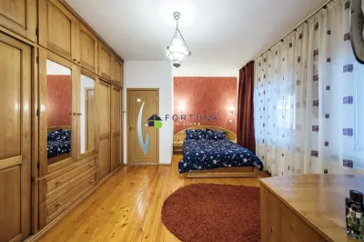 Apartament 3 camere in casa, Centrul Civic - foto 13