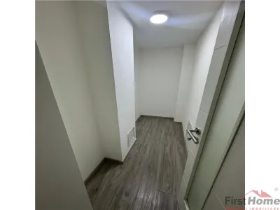 Ap 4 cam transformat in 3, et 1, renovat complet, zona Inspectoratul Scolar - foto 16