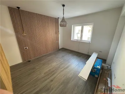 Ap 4 cam transformat in 3, et 1, renovat complet, zona Inspectoratul Scolar - foto 9