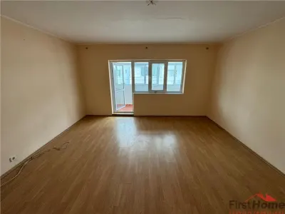 Apartament 3 camere, etaj 1 , 80mp in Campineanca - foto 5