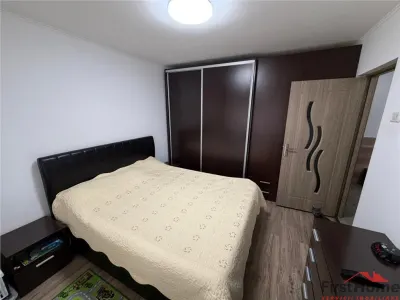 Apartament 2 camere, hol patrat, logie + balcon, mobilat si utilat - foto 8