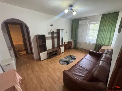 Ap 2 cam Sud-Mausoleu, 38 mp utili, et 2/4,CT.AC,izolat - Focsani