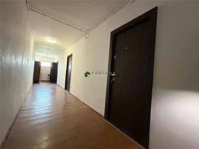 Garsoniera mica, renovata, centrala termica proprie, str. Zizinului - foto 7